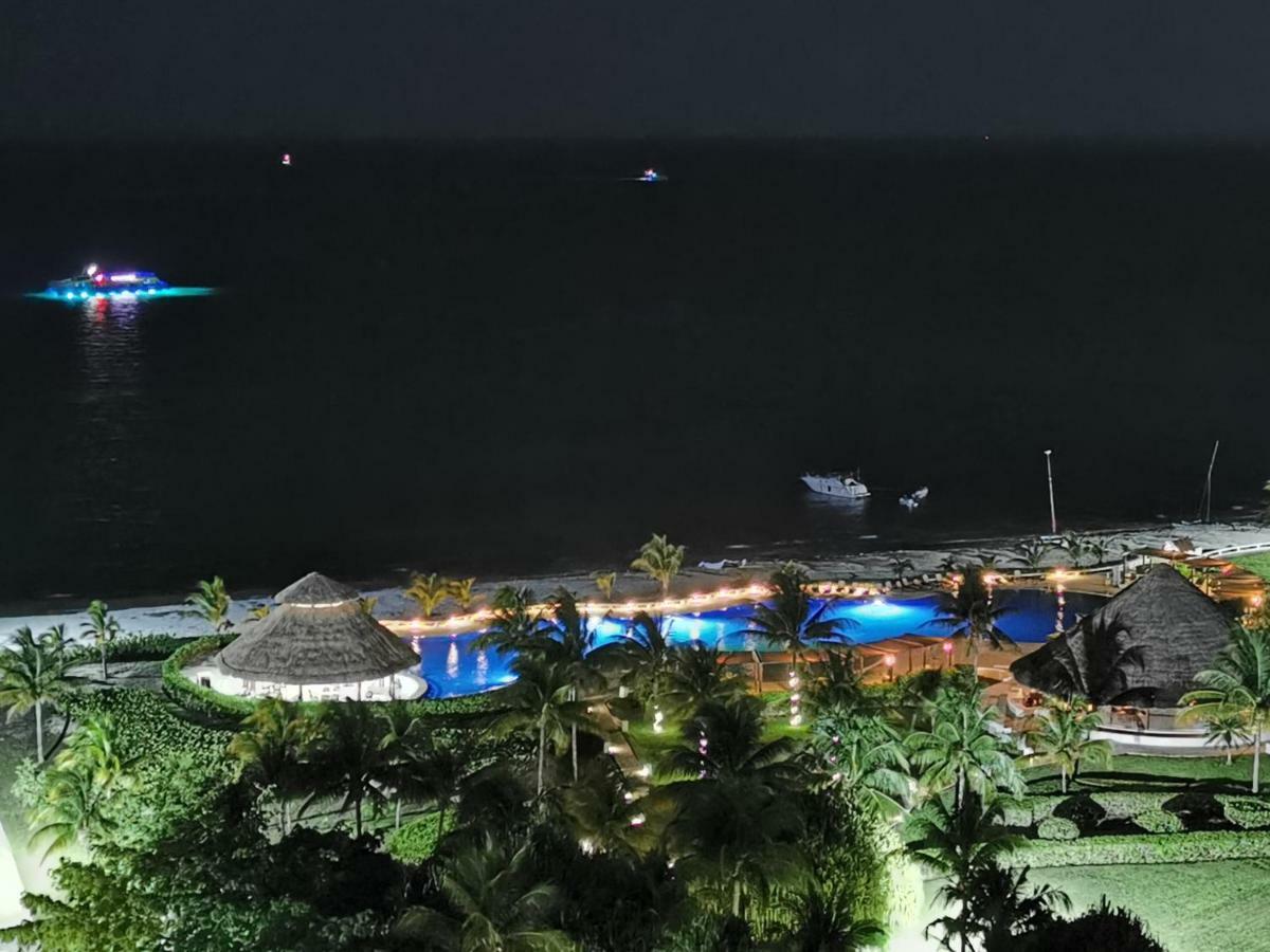 Pent House Amazing View Beachfront Cancún Exteriör bild